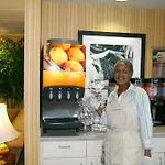 Hampton Inn Waycross 