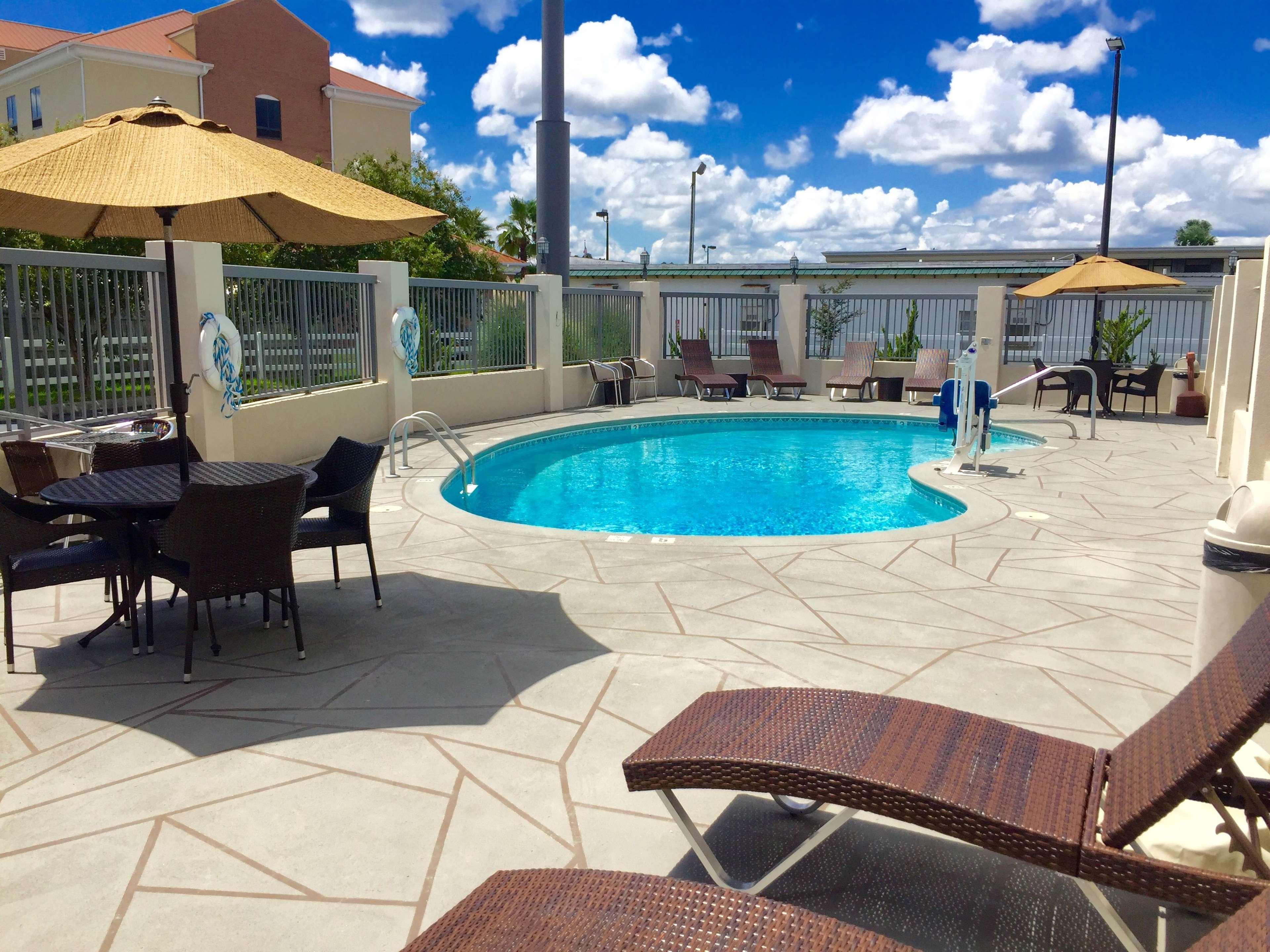 Hotel Hampton 3*