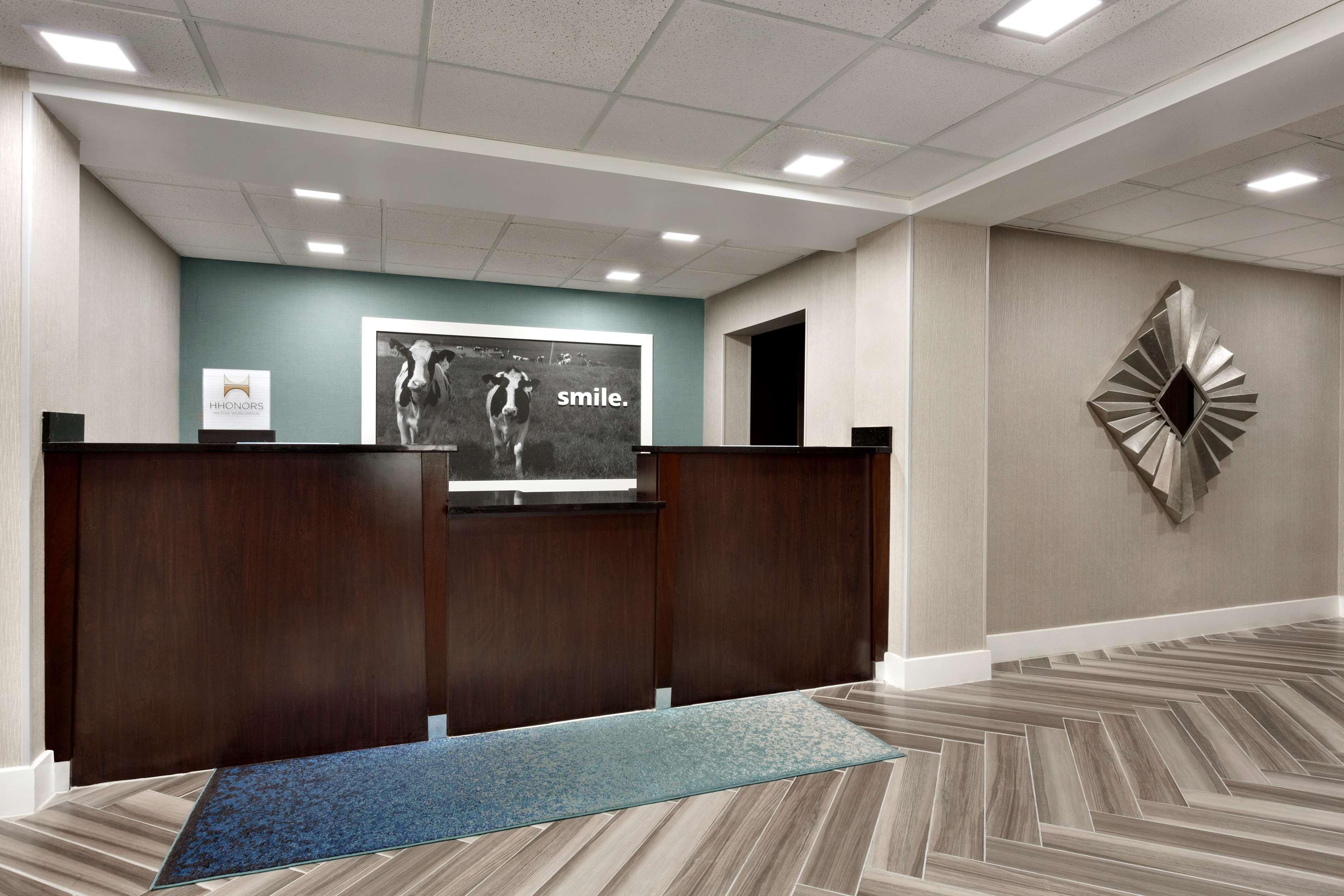Hotel Hampton