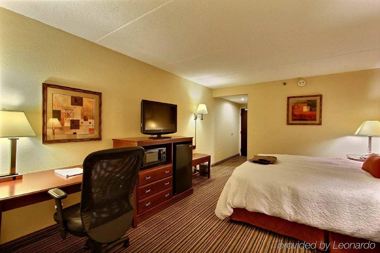 Hotel Hampton