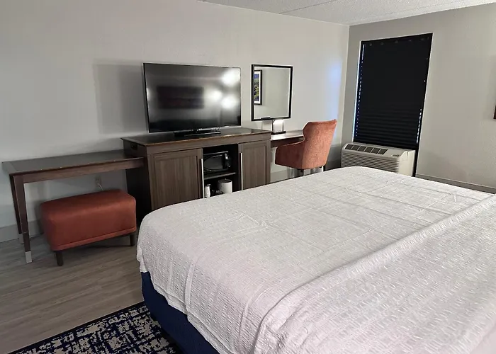 Hampton Inn Waycross