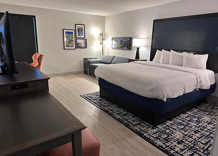 Hampton Inn Waycross