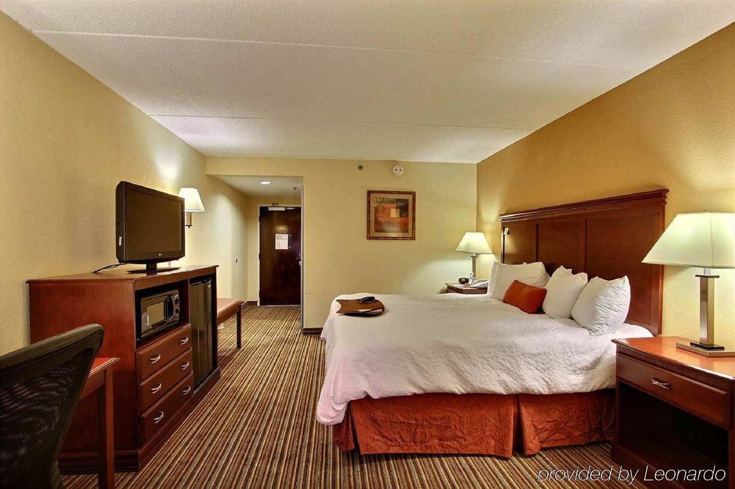 Hotel Hampton 3*